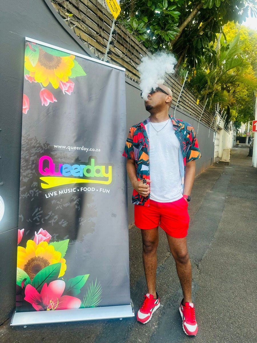 Queerday_SA's tweet photo. 🌊 #Queerday2024 #SunsOutPrideOut ☀️ 
 #Queerday #QDPoolParty #QueerdayDurban https://t.co/Fs4SNpBiJs