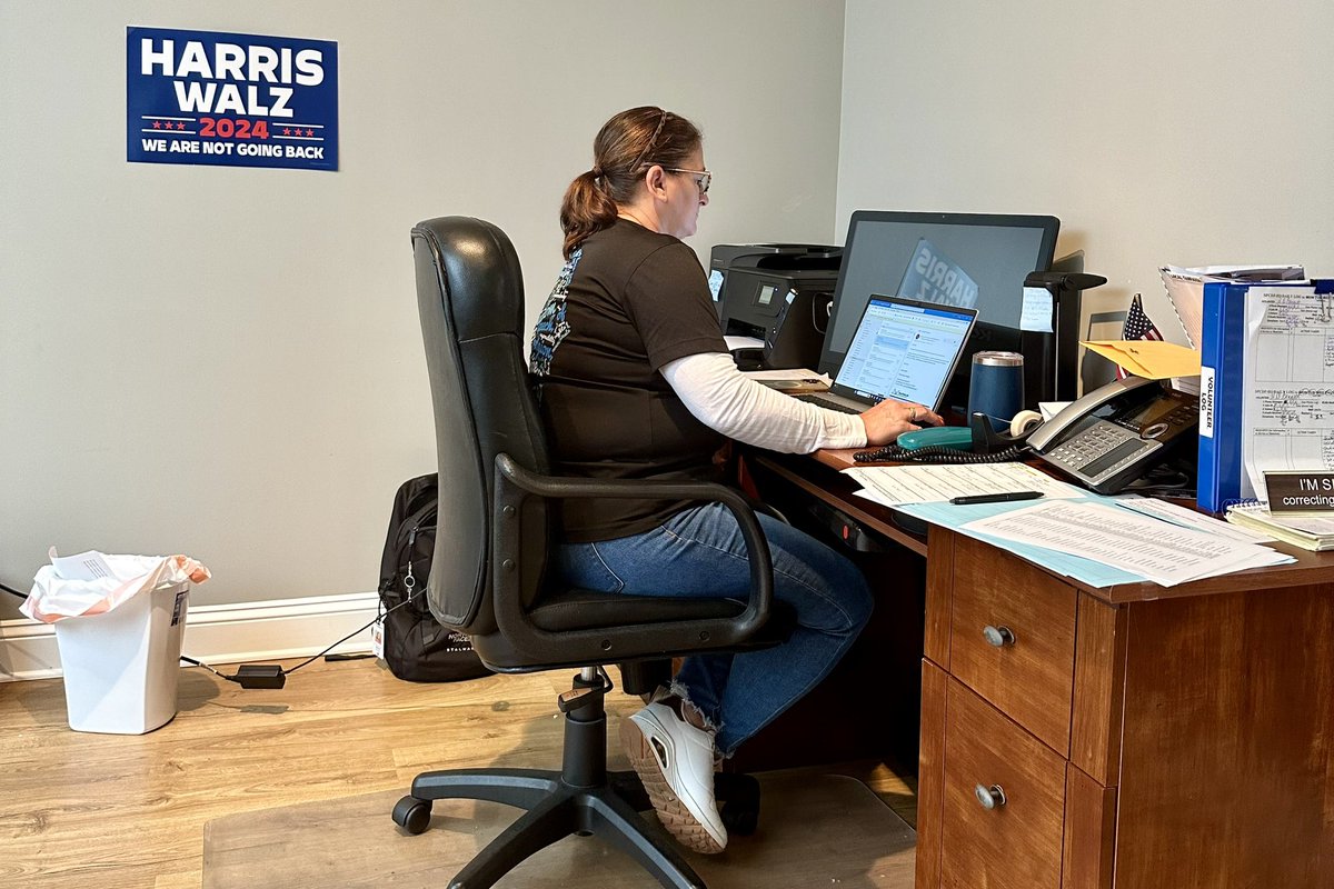 If you’ve already cast your ballot in this critical election, please stop by <a href="/SpartanburgDem/">Spartanburg County Democratic Party</a> HQ to help these hardworking volunteers get out the vote!

We’re making calls, knocking on doors, and mobilizing folks in all corners of the county.

Come join our fight for #SC04!