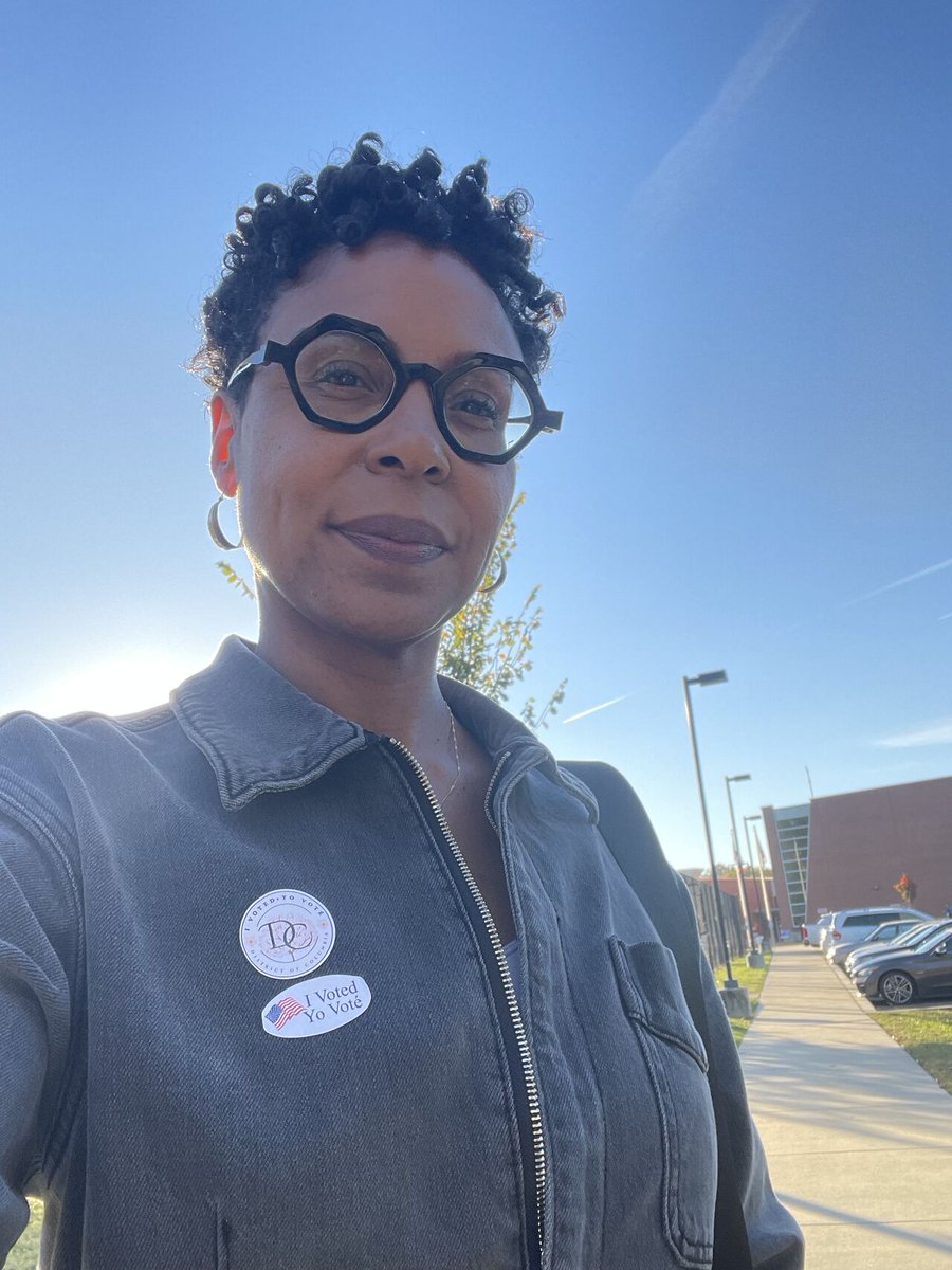 I voted! ✔️ 

Every election I’m proud to exercise my right to vote and this year is no different. Voting gives us a voice in critical decisions that affect our health, our community, our schools and our environment. 

Make sure to vote today.