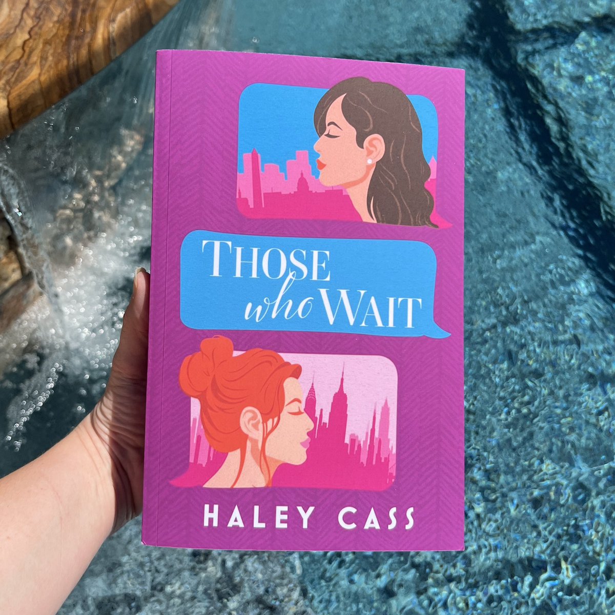 lesbereading tweet media