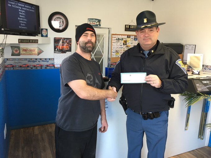 MattBlacInc's tweet image. Mar 21, 2017 | #DelphiArchives #Reward 

Just picked up a check for the Delphi Reward from Tim Walsh at Dun-Rite Auto in Logansport an additional $1,010. Hoosiers helping Hoosiers