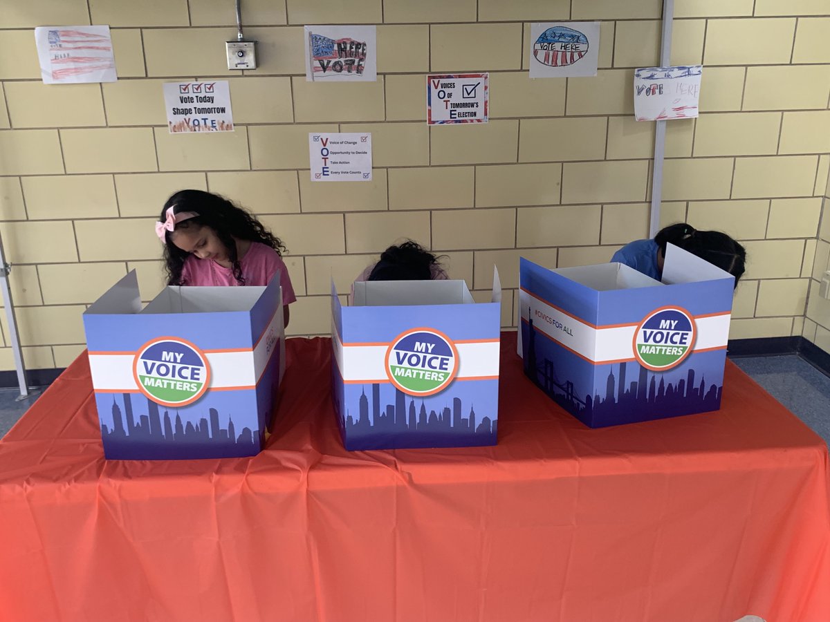 PS28Queens's tweet photo. Cambi and the students learned about the importance of having their voices heard through voting and civic duties. Students in PS 28 visited the polling booths and voted on which Nursery Rhyme Cambi will learn. The results are in...Twinkle Twinkle Little Star won! @NYC_District24 https://t.co/f9CRvdaUul