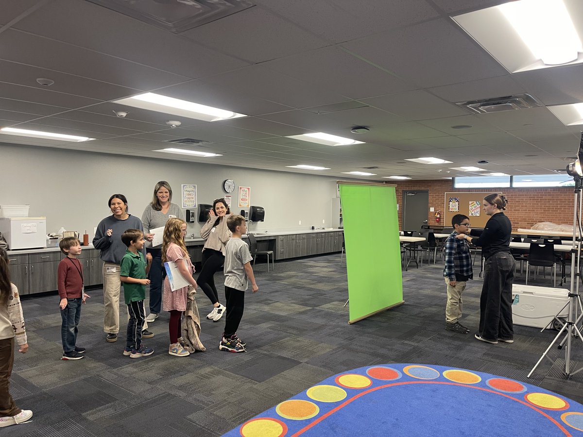 Navajo Elementary School tweet media