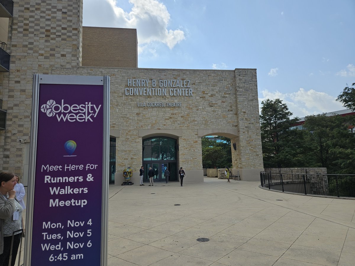 CoMorMent tweet media