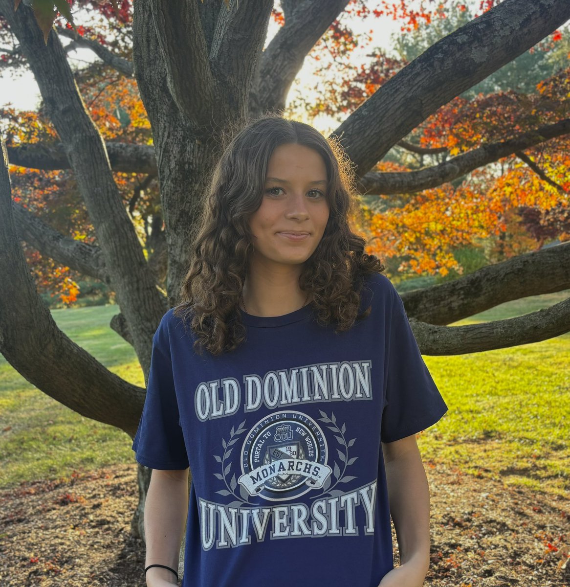AddieElliott25's tweet photo. I am beyond excited to announce my verbal commitment to continue my academic and athletic careers at Old Dominion University!! Thank you Coaches Jess and Liz for this amazing opportunity! And thank you to everyone who has supposed me throughout this process! Go Monarchs!! 🦁👑 https://t.co/2CYYYhbgFC