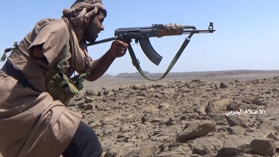 كيف تريدون ان تهزموا الحوثي وهو يمتلك جيش رجال لا يخاف  الموت ولا يجبن ولا يضعف ،عزيمتهم انتصار كبير واصرراهم وثباتهم وعقيدتهم مليئة بالرجولة و النخوة والمروءة و الإنسانية لفلسطين.
أبسط مثال مقاتل حوثي بترت يده ولم يرضى بالقعود مازال يقاتل بيد واحده وفي مقدمة الجبهات