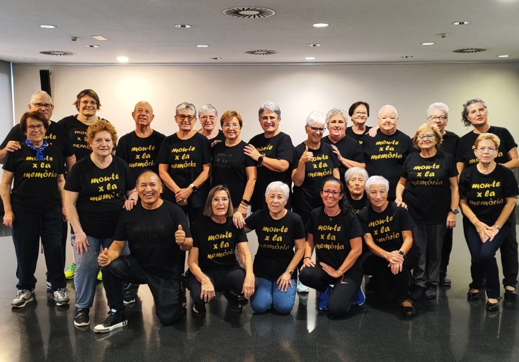 Ens hem trobat per preparar la nostra participació en Marató de tv3. Gràcies a tots!!💙 "mou-te x la memòria" del #CAPCiutatMeridiana <a href="/primariaicscat/">Atenció Primària i a la Comunitat de l'ICS</a> <a href="/icscat/">ICS. Generalitat</a> <a href="/Fitoaula/">Fitoaula</a> gràcies <a href="/roussipousi/">Rosa Ferrer</a>