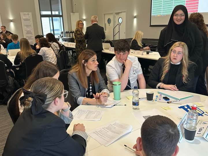 Eventful day today at the Joint Cabinet, discussing issues important to the young people in my constituency, MSYPs, and the <a href="/NA_YouthExec/">North Ayrshire Executive Youth Council</a>, such as mental health, the council budget, and antisocial behaviour (and it's always fun feeling important at the top table)