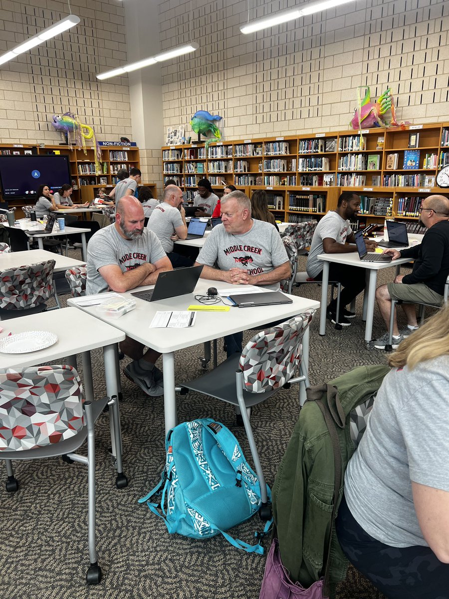 mchsmustangs's tweet image. 💪 Dug deep into assignments today, focusing on meaningful feedback to elevate learning for every student! Building a culture of rigor and growth, one step at a time. 📚 #ExcellenceInAction #GrowthMindset #StudentSuccess #ProfessionalDevelopment