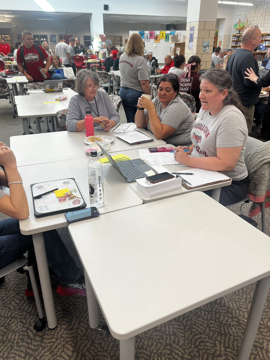 mchsmustangs's tweet image. 💪 Dug deep into assignments today, focusing on meaningful feedback to elevate learning for every student! Building a culture of rigor and growth, one step at a time. 📚 #ExcellenceInAction #GrowthMindset #StudentSuccess #ProfessionalDevelopment