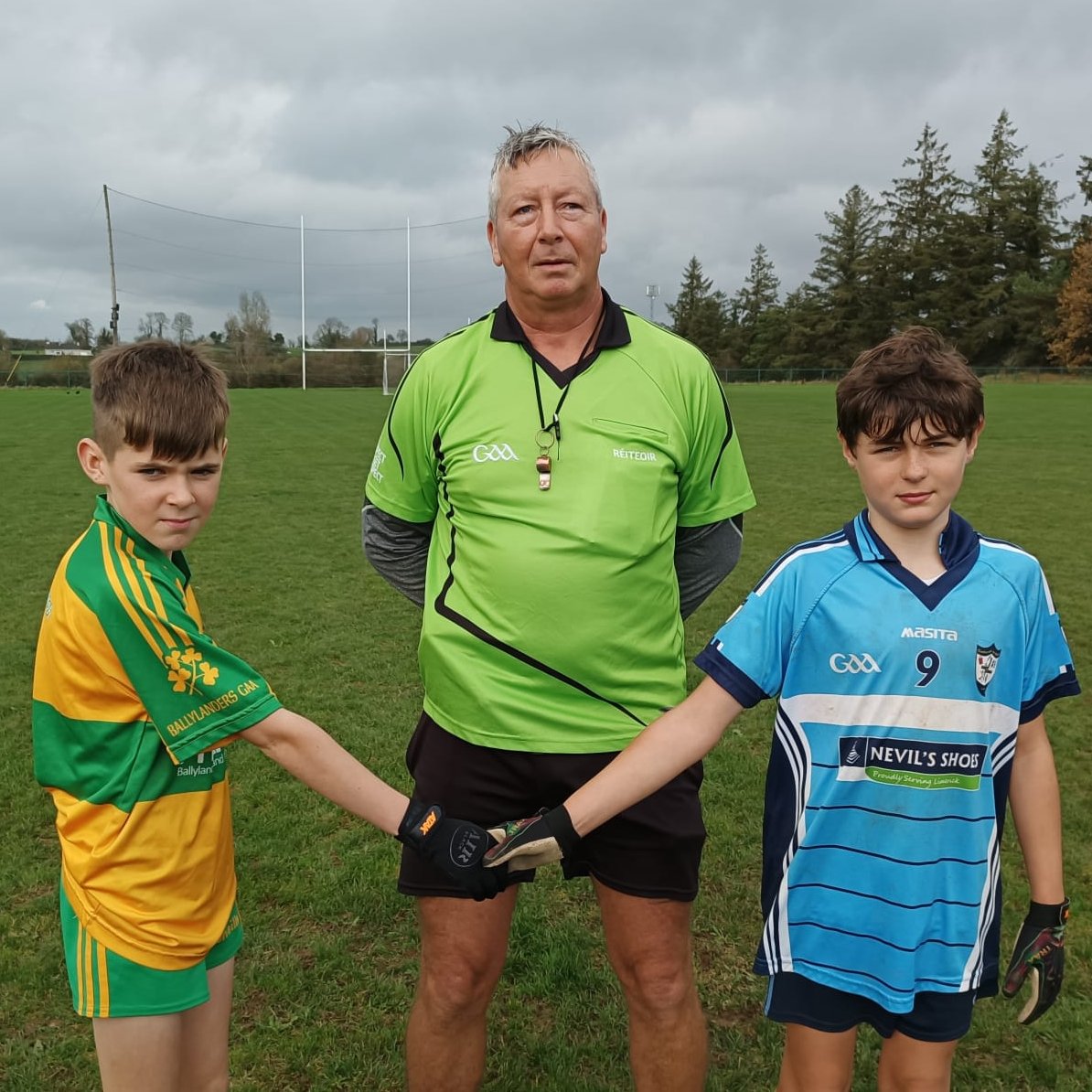 1. Ballylanders NS, runners-up in the 2024 #Allianz Cumann na mBunscol Luimní Football County Championship
2. The captains with referee Nigel Carey before the the final - <a href="/GanRaithin/">Gaelscoil an Ráithín</a> v <a href="/BallylandersNS/">Ballylanders N.S</a>