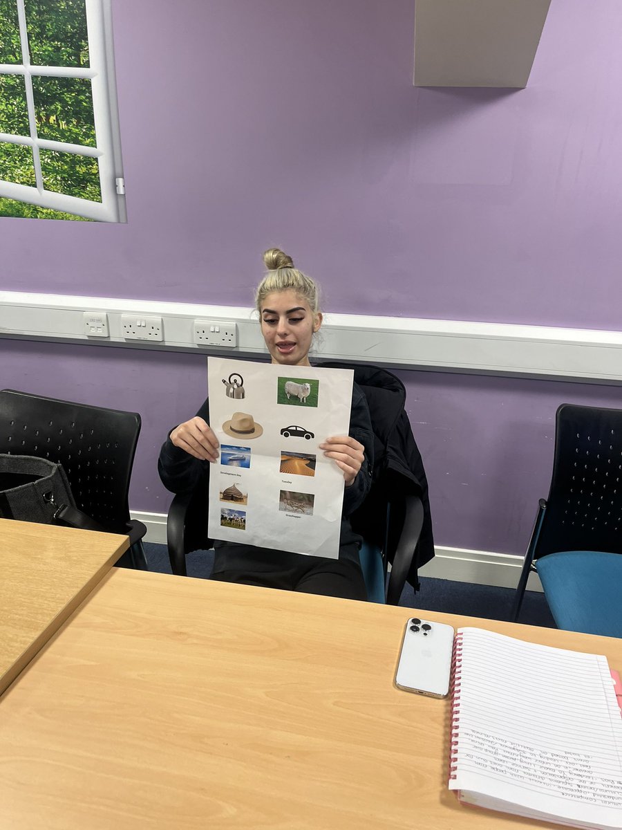 #Hellomynameisliz tweet media