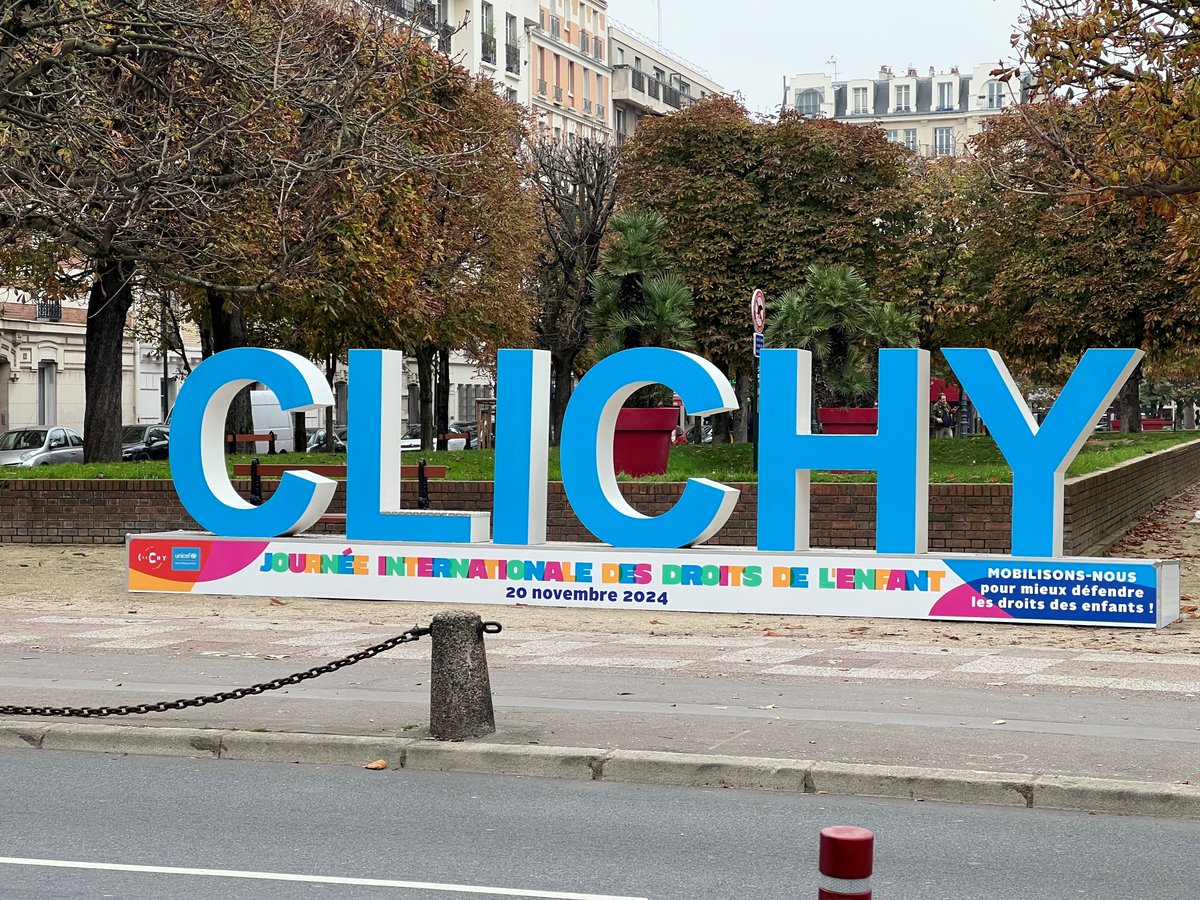 L'avez-vous remarqué ? Depuis quelques jours, les lettres géantes arborent fièrement une teinte bleue afin de sensibiliser aux droits des enfants😍!

💙Du 20 novembre au 11 décembre, la Ville se mobilise aux côtés de l'<a href="/UNICEF/">UNICEF</a>.