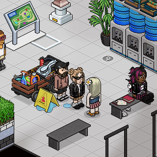 chokitohbt's tweet photo. aqui com meus amigos esperando o 2° ato do Bletween @7DiasPixel https://t.co/CrBY7Oy96e