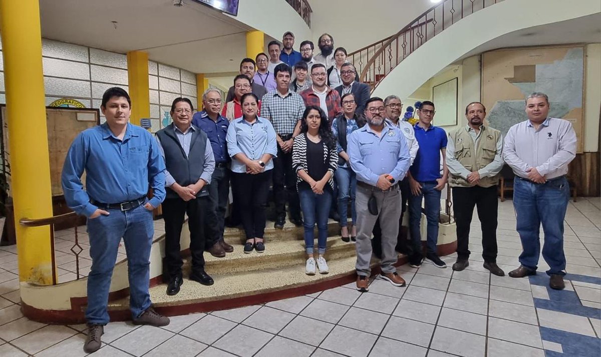 Reunión preliminar con diversas instituciones para dialogar sobre la integración de datos geoespaciales en el marco del proyecto SDG Data Alliance de <a href="/ONU_es/">Naciones Unidas</a> para fortalecer la recopilación y uso de datos para el cumplimiento de los #ODS.

#GuatemalaSaleAdelante 🇬🇹