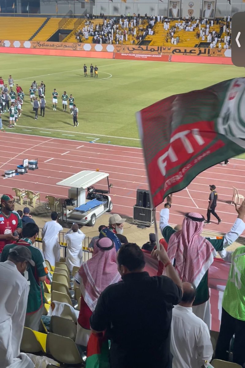 EFC_net's tweet photo. الجماهير الاتفاقيه رغم التعثرات الاخيرة تواجدت في الكويت لمساندة الفريق في مهمته الخليجية https://t.co/UBPV6kOxz6