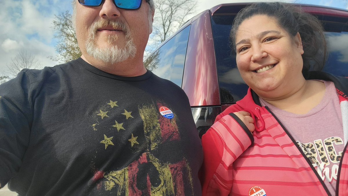 Danny_Bizo19's tweet photo. #VotedforTrump We did our part!
#ElectionDay #electionday2024 #Election2024 #USElection2024 #Trump2024 #MAGA2024 #SaveAmericaVoteTrump #pets4Trump #VoteTrump #vote #Vote2024 https://t.co/J8EntcDahT