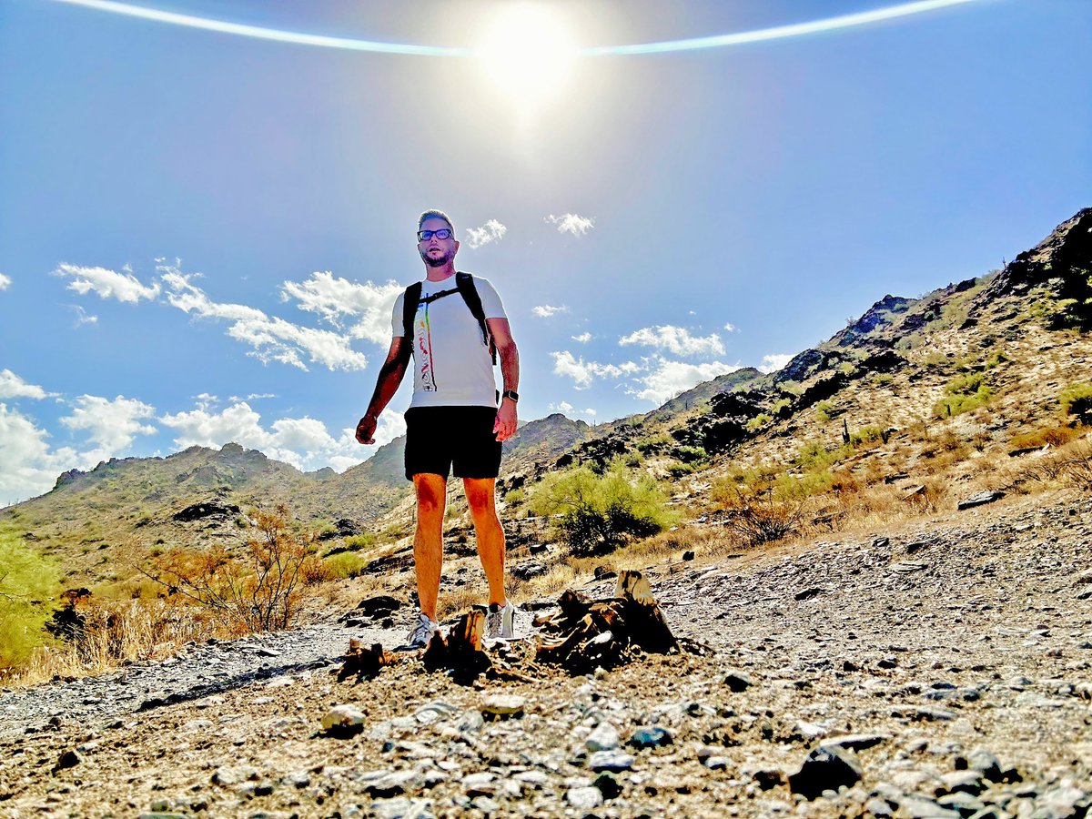 br_webb's tweet photo. Dreamy Draw is hotter than a desert romance and just as rugged.

#HomoCultureTour #myphx #DreamyDraw #gaycation https://t.co/Rzf4wb1dit