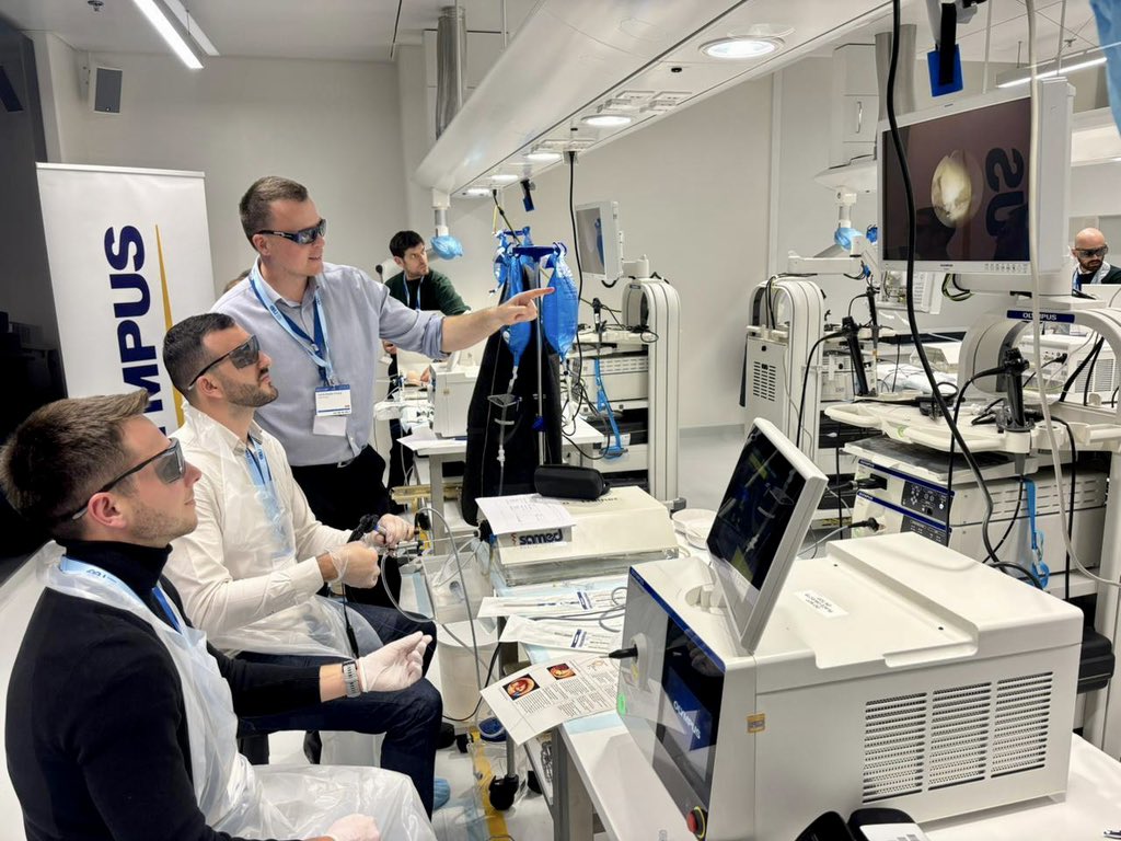 leonardperpepaj's tweet photo. Attending the EAU Endoscopic Stone Treatment Programme: Step 2 was a wonderful experience. I'm grateful for the endourology training in Hamburg and the chance to make new friends.
#esuests2 @Uroweb @UrowebESU @kallidonis_p @LaurianDragos @NicolaMacchione @ManconS_ https://t.co/TY0l7WpaJE