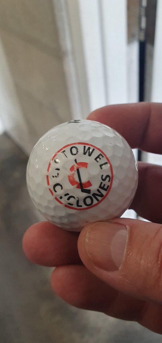 Fun little find here in Windsor at the Ambassador golf club....as a former <a href="/CycsNation/">Listowel Cyclones</a> this made my day!