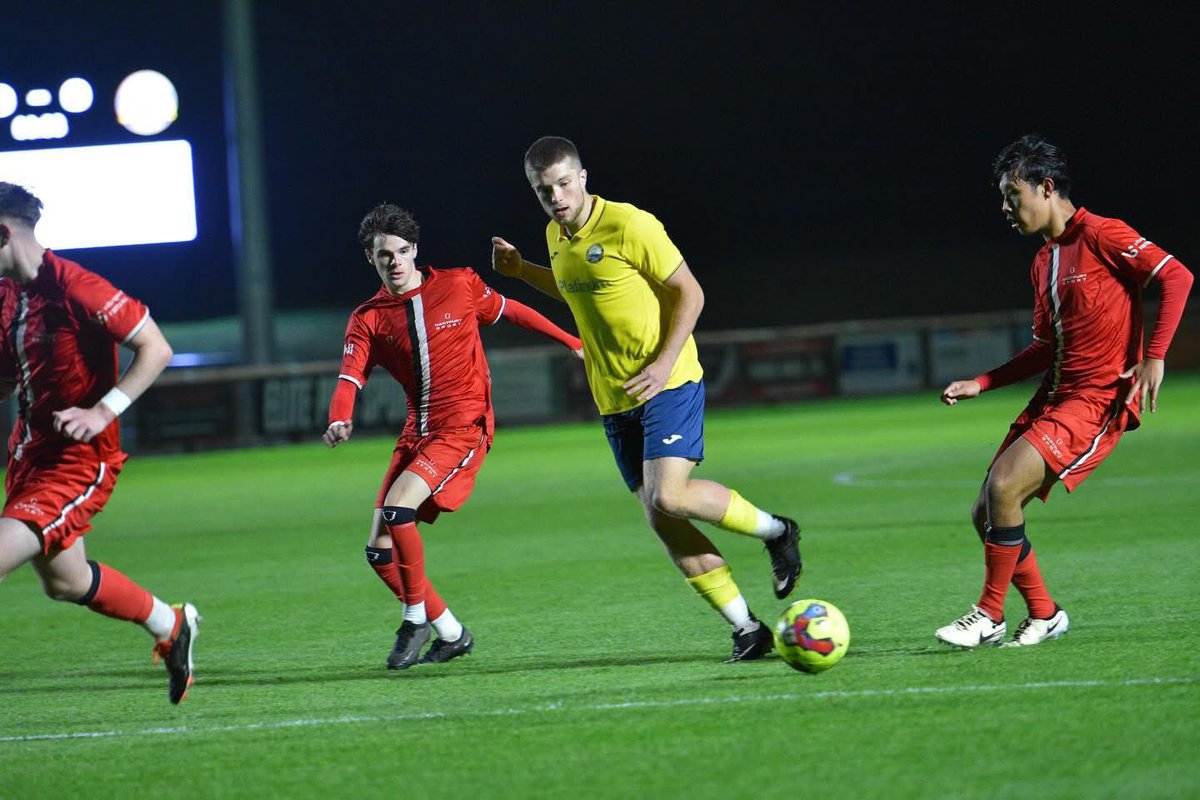 Another 1️⃣

Bobby Tudway was the latest U18 to be given his league debut for the Boro’ on Saturday. 

The centre forward came on during our 3-1 away win at Poole on Saturday. 

Congrats, Bob 👏🏽