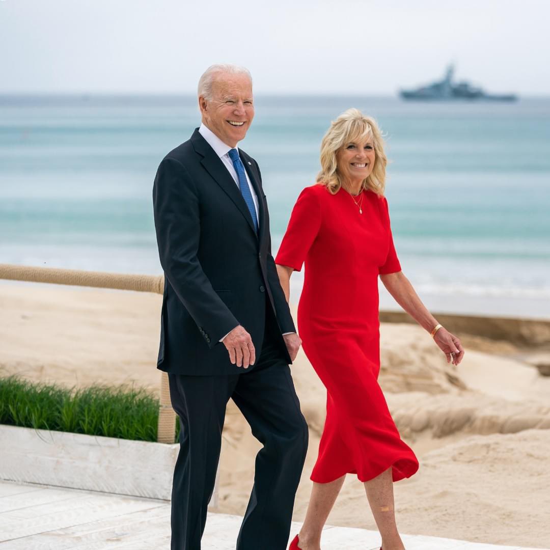 Thinking of President Biden and Dr. Jill Biden on this historic day. I’m sending them gratitude and love for their service to our country. 🇺🇸❤️💙