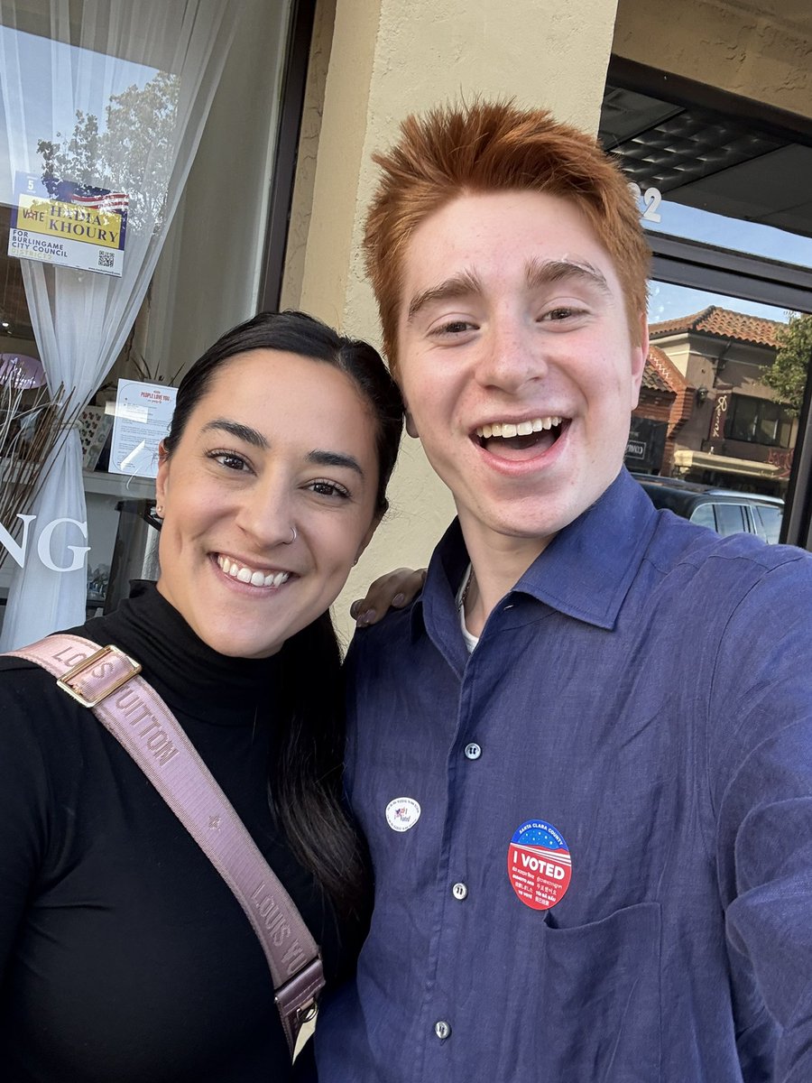 Look who I ran into and got lunch with!? 

<a href="/BOYMAMAG/">G</a>