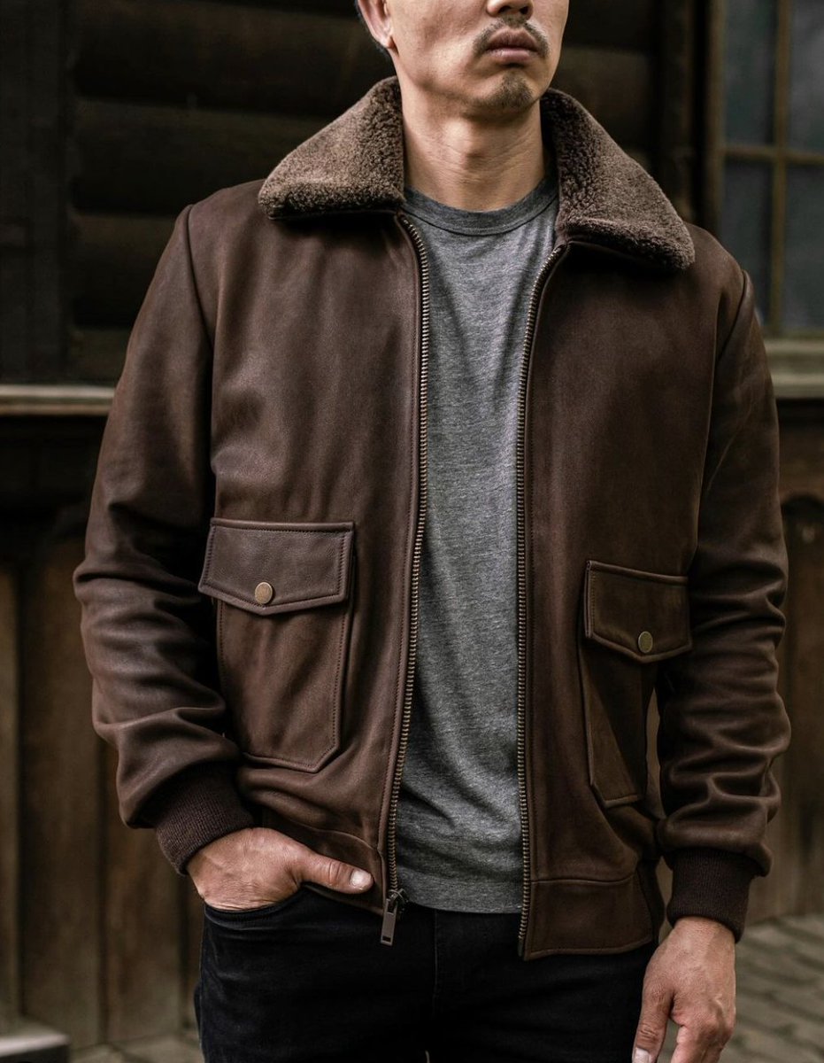 ThursdayBootCo's tweet image. Starting the week off by taking it to the skies in our New Tobacco Flight Jacket. Featuring a Genuine Shearling Collar, Tobacco Lambskin Leather, and is the perfect piece to help you soar through the season! ✈️
#ThursdayBoots
#FlightJacket
#RuggedStyle #BootSeason