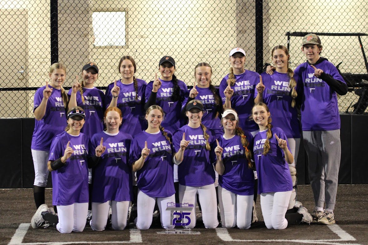 Grace King (@graceking2217) on Twitter photo Had a great weekend at the Top 25! Ended up going undefeated and winning earning back to back for the Bandits organization! <a href="/16uOtto/">Beverly Bandits Premier 16u Otto</a> <a href="/DemariniBandits/">Beverly Bandits</a> <a href="/GriffJ_13/">Griffin Joiner</a> <a href="/UofL_CoachHolly/">Holly Aprile</a> <a href="/dee11davis/">DeeDee Morris</a> <a href="/sabbyBsabs/">Bryan Sabatella</a> Had a great weekend at the Top 25! Ended up going undefeated and winning earning back to back for the Bandits organization! <a href="/16uOtto/">Beverly Bandits Premier 16u Otto</a> <a href="/DemariniBandits/">Beverly Bandits</a> <a href="/GriffJ_13/">Griffin Joiner</a> <a href="/UofL_CoachHolly/">Holly Aprile</a> <a href="/dee11davis/">DeeDee Morris</a> <a href="/sabbyBsabs/">Bryan Sabatella</a>
