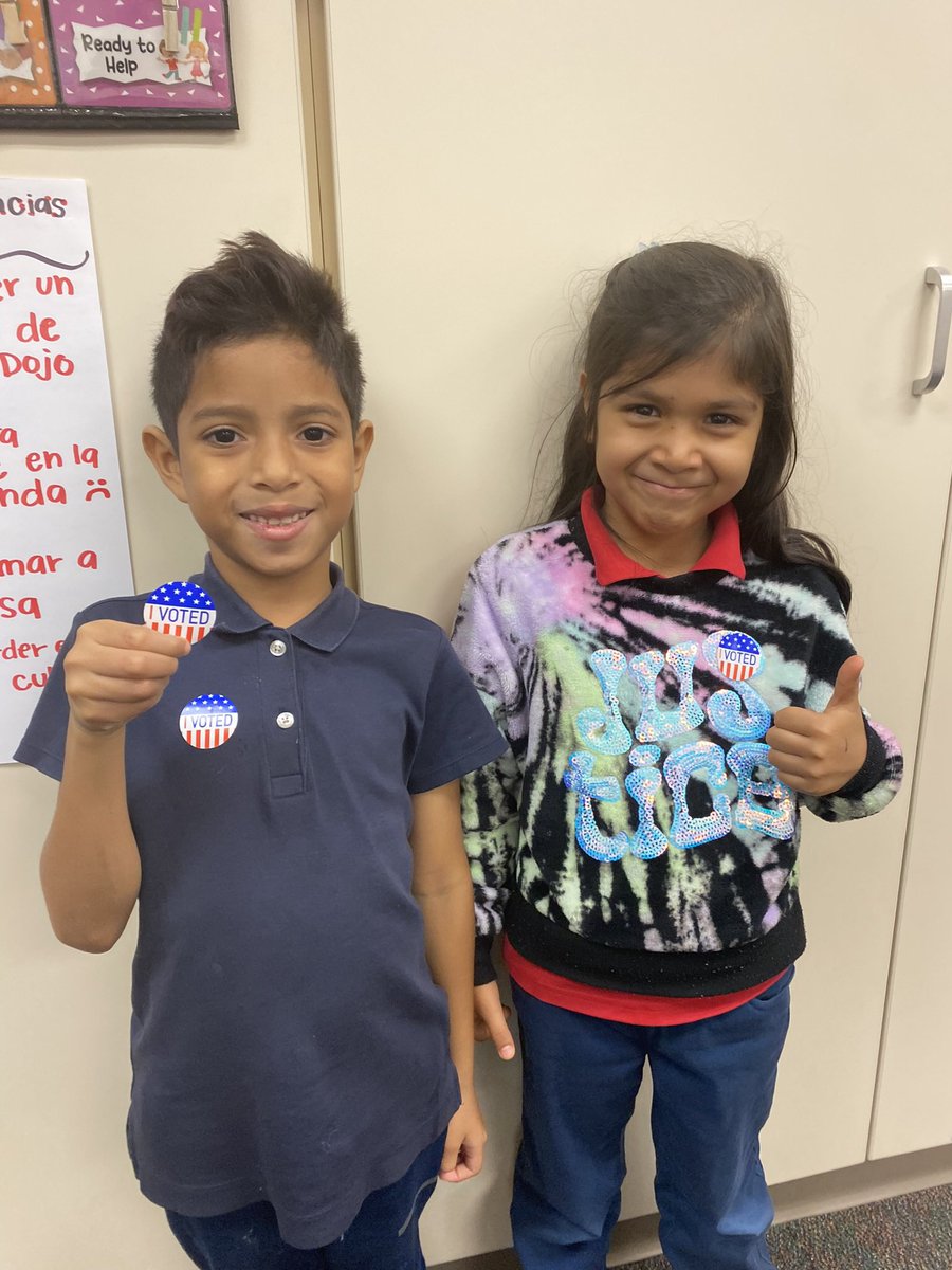 MsMartinez_PK's tweet photo. Election day, don't forget to vote! 🇺🇸 @hearnehusky https://t.co/H3qJdd0zz0