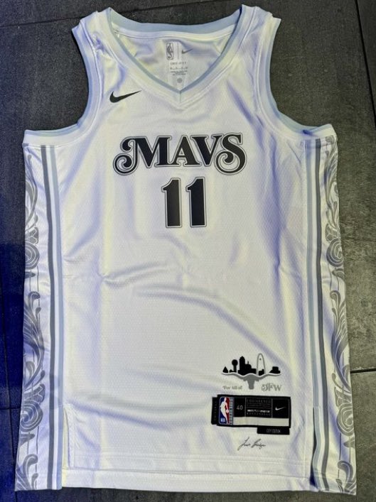 TheHoopCentral's tweet photo. A look at the new Mavs City Edition jersey. 🔥

(via @itstheshorts) https://t.co/C7TVsPFUMC