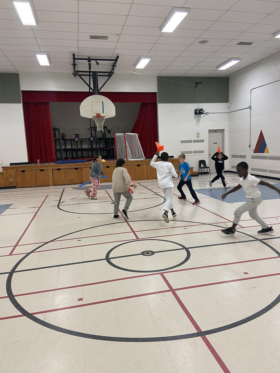 MsSTeacher1's tweet image. Last week was a busy one with Halloween, Swim to Survive and a trip to the movies to see The Wild Robot! @StElizabethOCSB