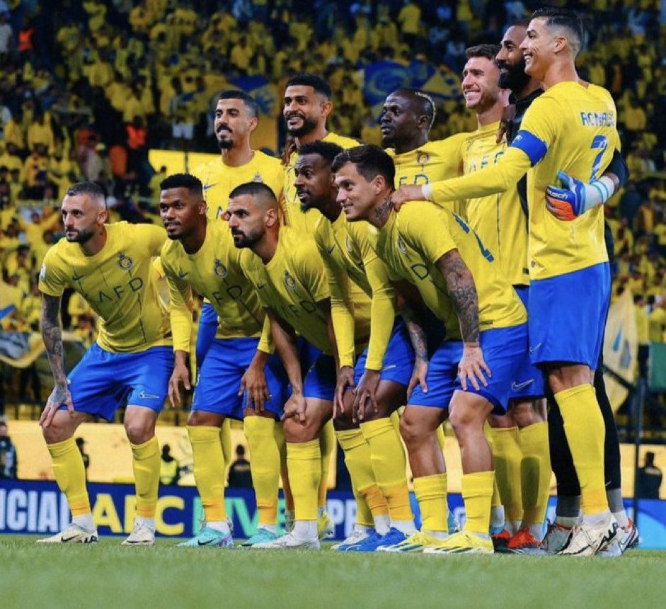 سبحان الله
بالله مو ملاحظين
انه إذا فاز النصر
تحصل كل سكان الكرة الارضية
مبسوطين ويعم الهدوء والسلام؟
 #النصر_العين