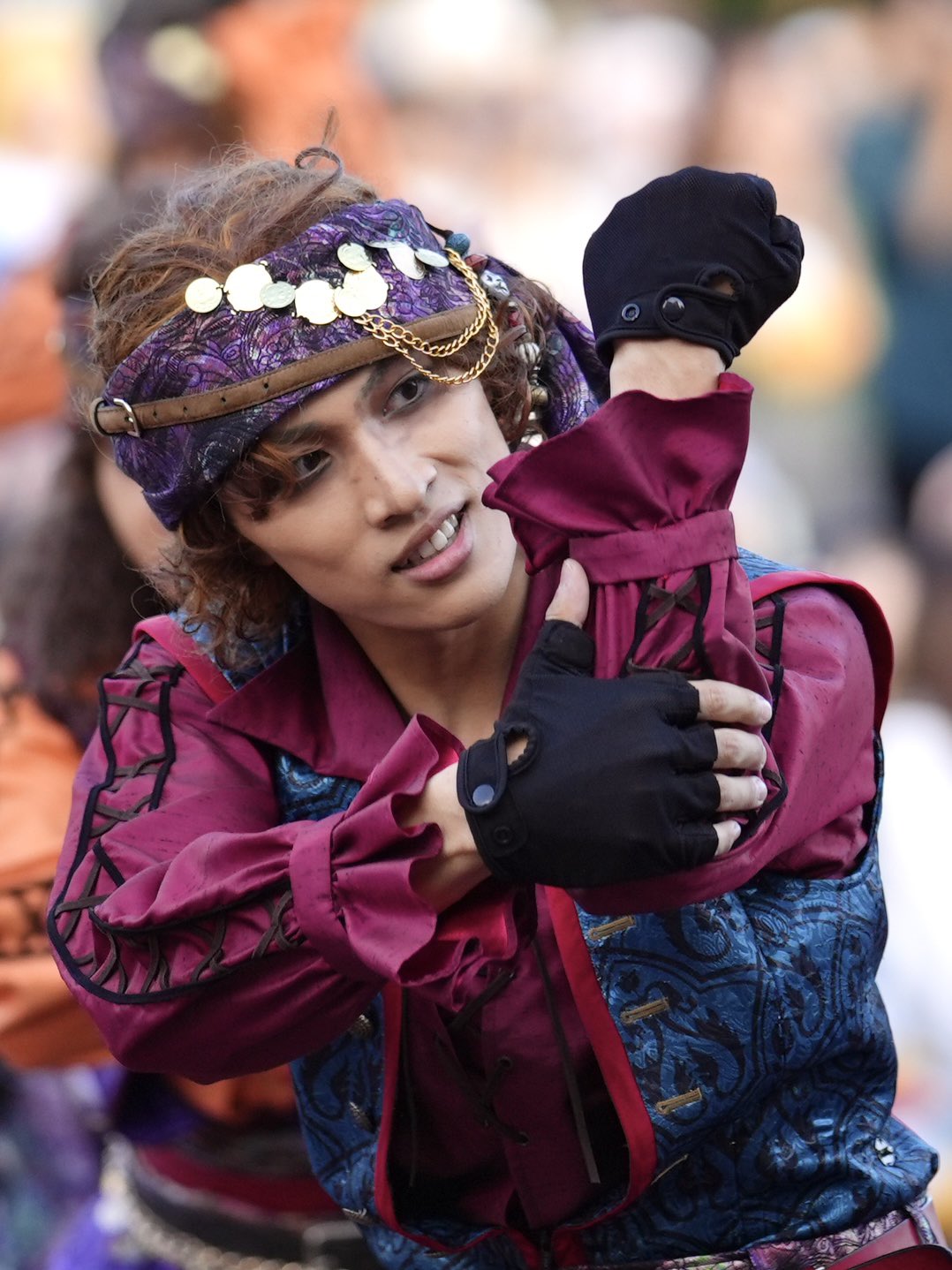 みや様 イントゥーザフレンジー ダンサー 衣装 仮装 dハロ ファシリエ