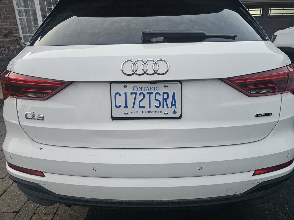 Since AVGEEK wasn't available, here are a few of my favorite things ❤️
-1st aircraft I ever flew, and that my 2 youngest ever flew
- favorite weather phenomenon
#teamhighwing