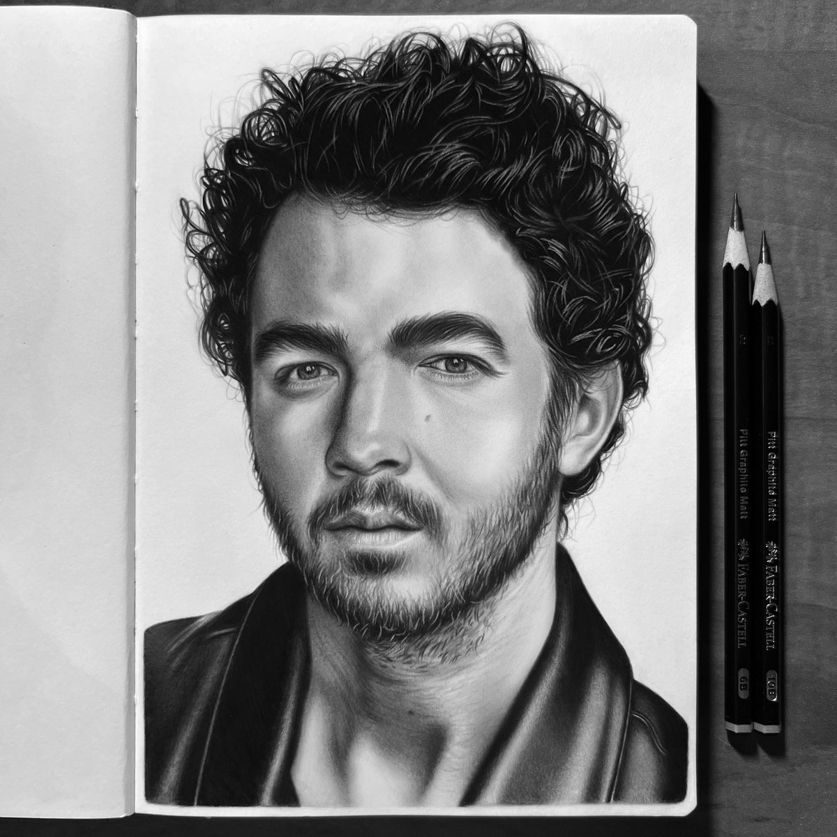 tailorarts's tweet photo. In honor of @kevinjonas birthday here’s a drawing of him I recently finished✨ https://t.co/JpXQhS0a2F