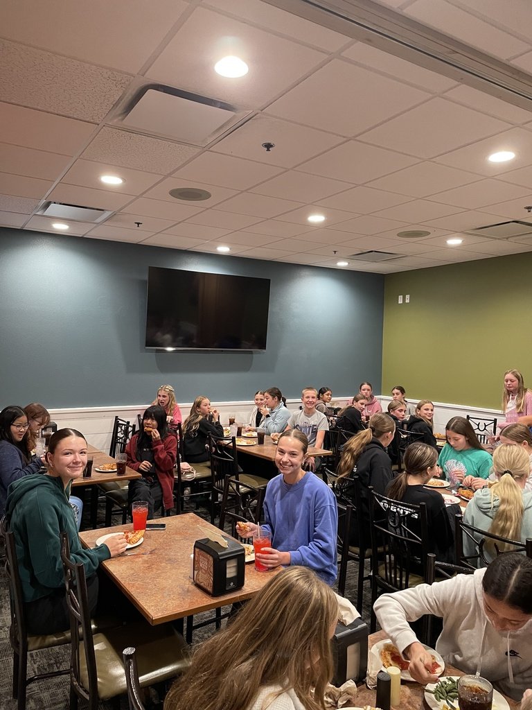 Today, our 7th-9th grade Honor Roll students enjoyed a well-deserved lunch at Pizza Ranch to celebrate their achievements. Huge thanks to American Exchange Bank and Corn Growers State Bank for sponsoring the event and supporting our students' success! 🎉🍕