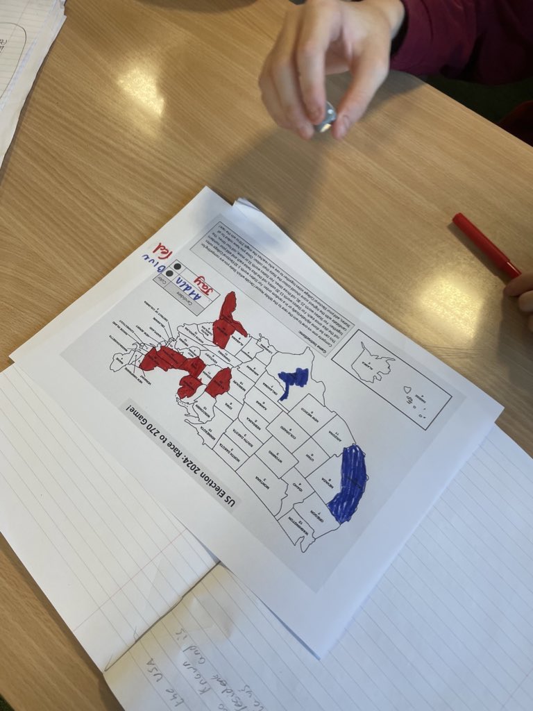first US election as a Modern Studies teacher! 🇺🇸 National 5 were looking at the political system and playing the ‘race to 270’ game!! Interesting few days ahead 🤓