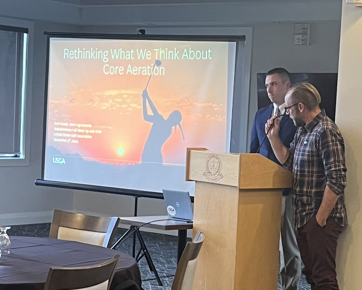 STA President @lancewakefield introducing the final speaker of the day Tom Gould <a href="/USGA/">USGA</a> Rethinking what we think about core aeration.