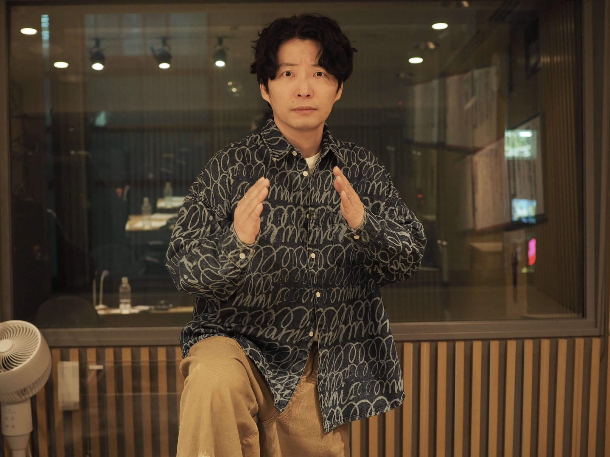 星野源 Gén Hoshino 星野源 | 4年前の平匡さん。バタバタと忙しく