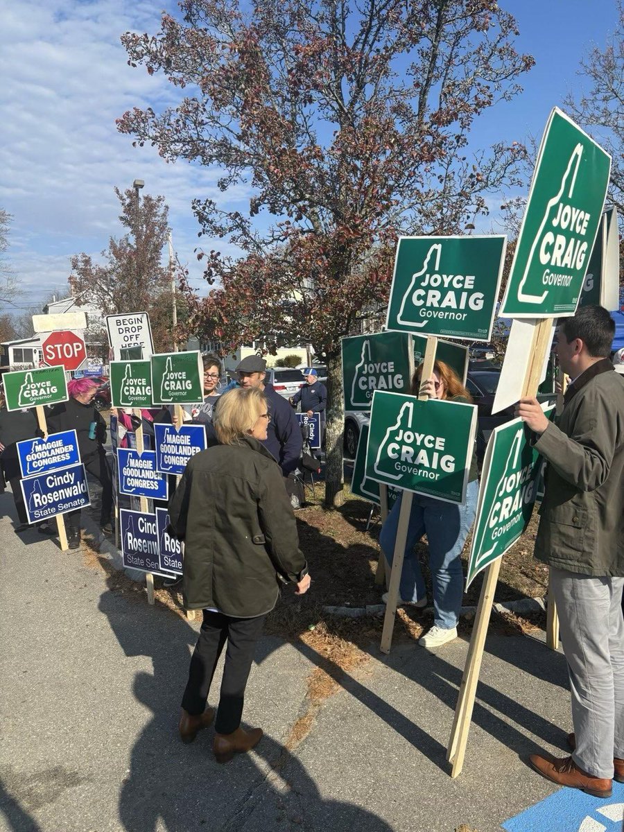Granite Staters are fired up and ready to vote! I voted in Newfields this morning and these volunteers are helping turn out the vote in Nashua. Not sure where your polling location is? Visit iwillvote.com/?state=NH