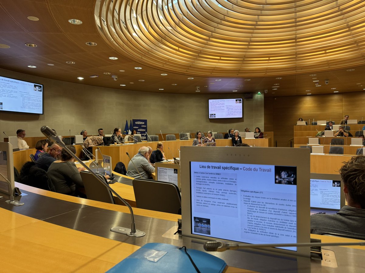 Une journée sur la prévention du risque #radon intéressante et innovante avec ce regard croisé #santéautravail et #santépublique mais aussi particulièrement enrichissante par la diversité de ses intervenants et de ses participants. #PRST4, #PRSE4