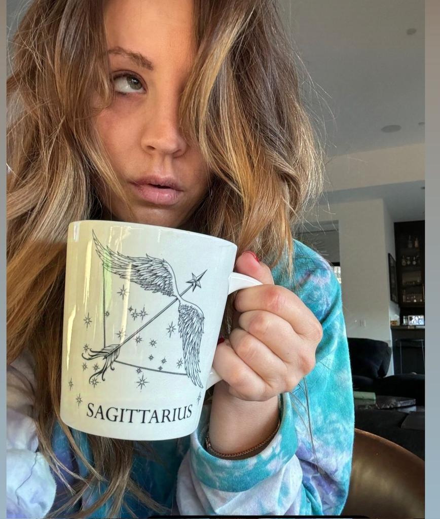 Kaley Cuoco 💎 tweet media