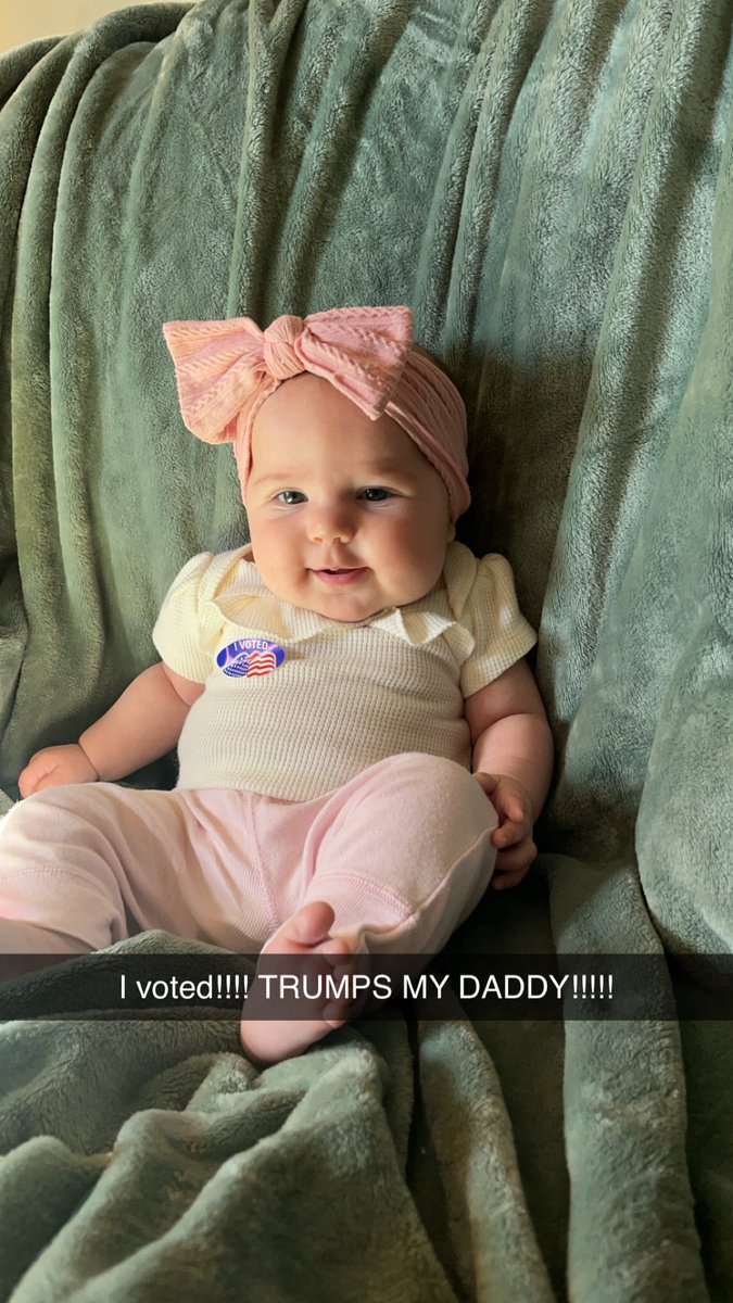 DalloRobert's tweet photo. @joerogan #MAGA #MAGA2024  make her future bright and beautiful!!! Vote Trump!!!!!! https://t.co/wTwCVYMC6b