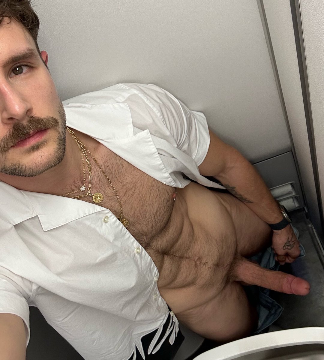 <a href="/hardtingz/">⋆ ᵀᴬᴱ ⋆</a>