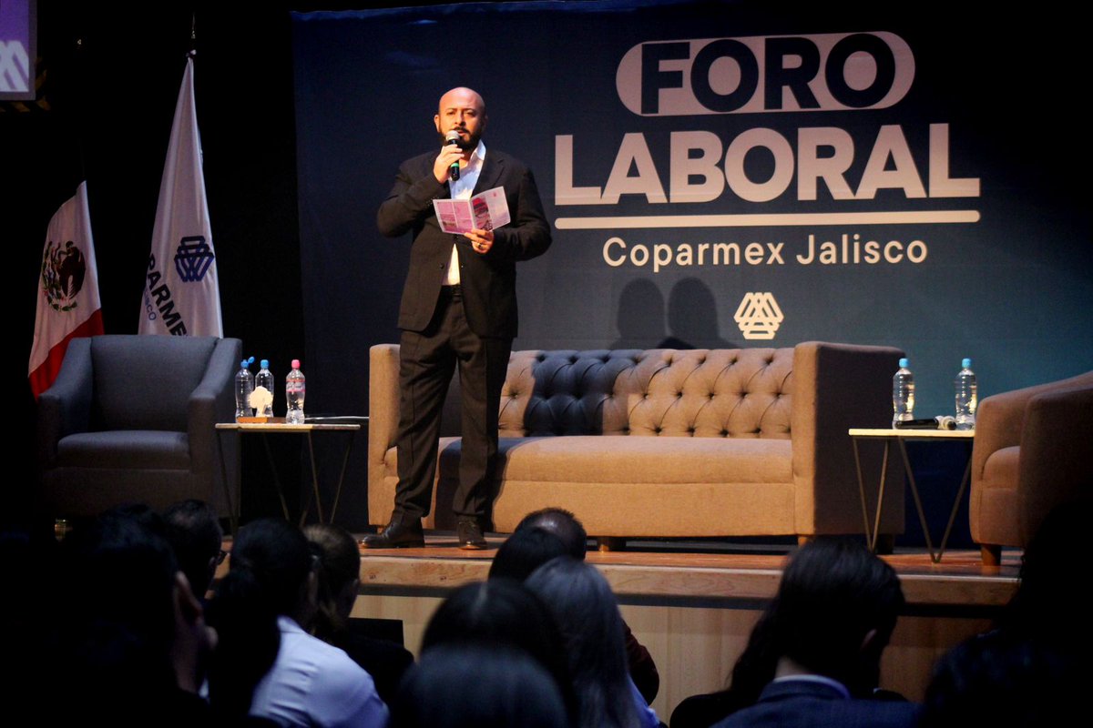 MarcoValerioGDL's tweet photo. Es un gusto asistir al #ForoLaboral: Desafíos y Oportunidades 2025, realizado por Coparmex Jalisco, @ComCoparmex, donde se reunieron expertos nacionales e internacionales en materia laboral, también formé parte del panel: Retos y Avances en el Nuevo Modelo de Justicia Laboral https://t.co/3AwCaCjeJX