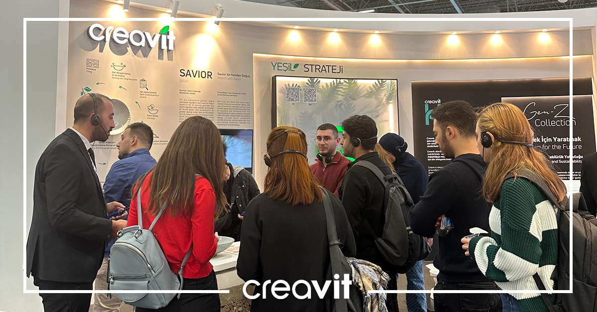 Bugün Unicera 2024'te, Marmara Üniversitesi İç Mimarlık Fakültesi öğrencilerini standımızda ağırlamaktan büyük mutluluk duyduk. Genç iç mimarlar, fuar alanımızı keşfederek ürünlerimizi yakından tanıma fırsatı buldular. Ziyaretleri için teşekkür ederiz!