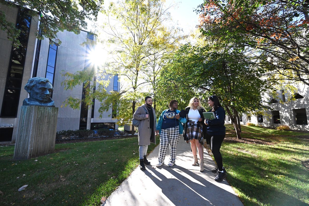 Future Stars! Join us on campus this Saturday, Nov. 9 for our signature open house, Discover Dominican.

Designed for prospective freshmen and transfer students, this event will immerse you in the Dominican experience.

Learn more and register today: explore.dom.edu/portal/discove…