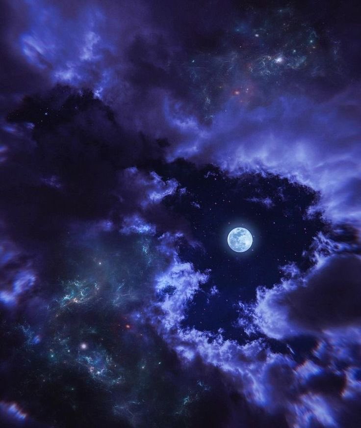 violettweets_'s tweet photo. the moon. https://t.co/VXOJtBt56k