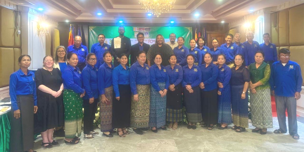 UBCM (@ubcm) on Twitter photo UBCM is glad to continue supporting Cambodian women in municipal leadership this week, through in-person workshops designed to promote integration of women in local leadership. @TrishMandewo <a href="/CorRams/">Cori Ramsay</a> <a href="/FCM_online/">Federation of Canadian Municipalities</a> @GAC_corporate UBCM is glad to continue supporting Cambodian women in municipal leadership this week, through in-person workshops designed to promote integration of women in local leadership. @TrishMandewo <a href="/CorRams/">Cori Ramsay</a> <a href="/FCM_online/">Federation of Canadian Municipalities</a> @GAC_corporate